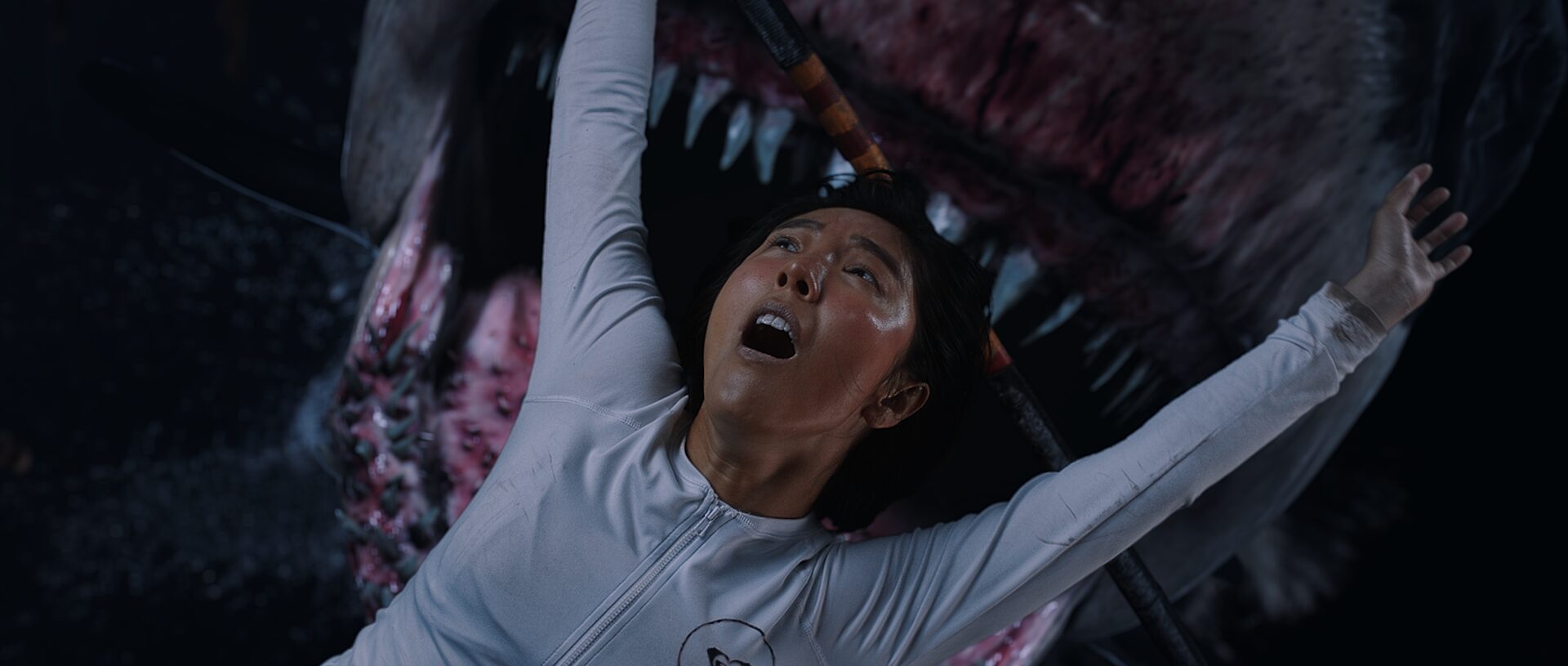 メガを超えた“ギガ”サイズの人喰いシャークが暴れまくる!『ギガ・シャーク』6月5日DVDレンタル&デジタル配信開始