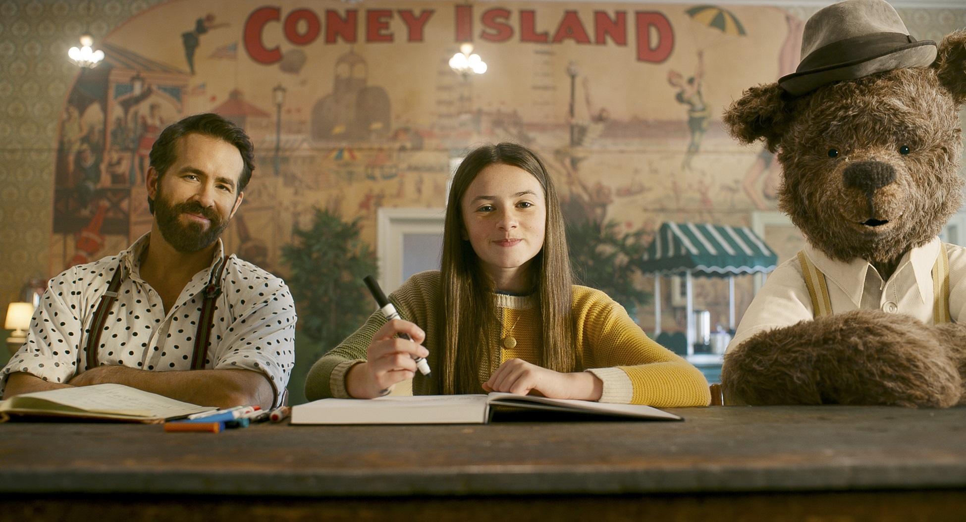 主演ケイリー・フレミング&ジョン・クラシンスキー監督が“空想の友達”の魅力を解説!『ブルー きみは大丈夫』特別映像解禁