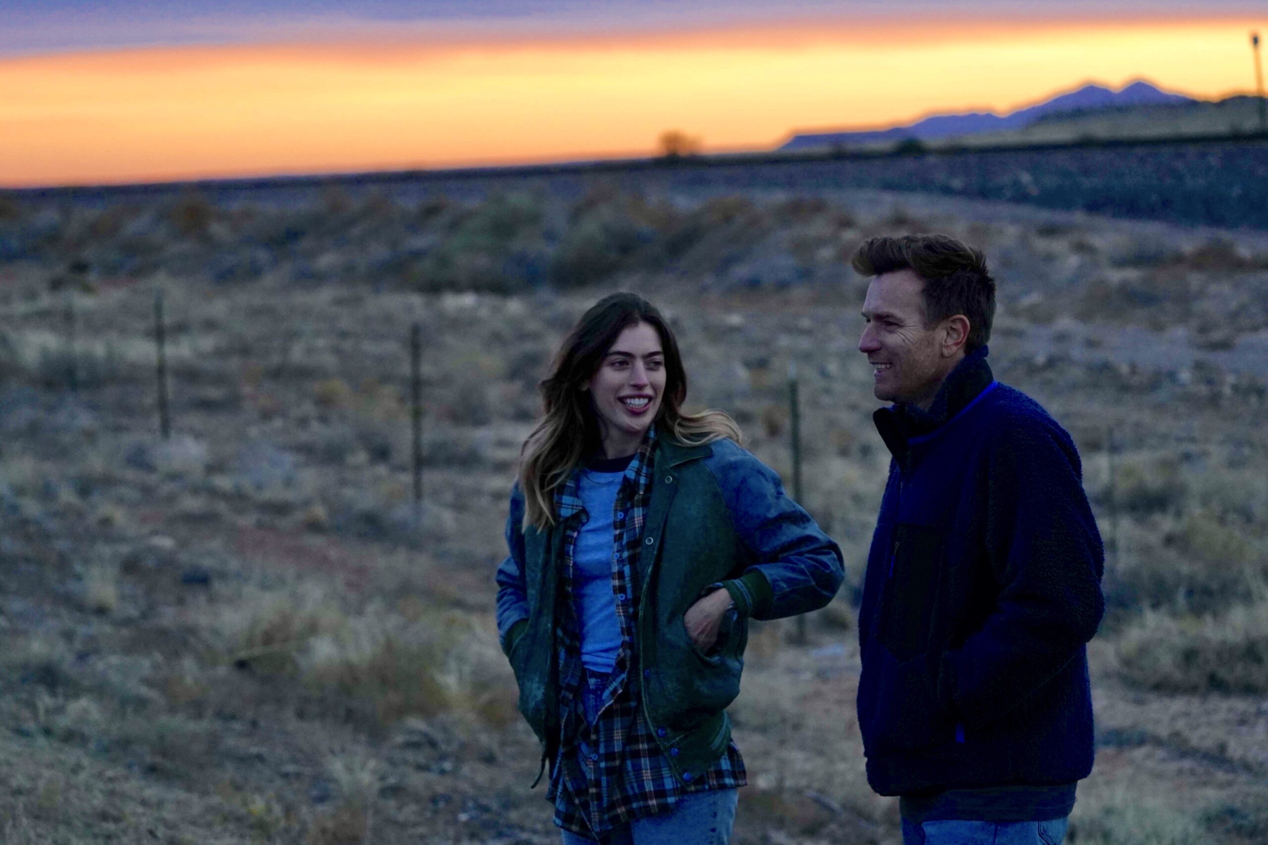 名作『トレインスポッティング』にオマージュを捧げたシーンとは?『ブリーディング・ラブ はじまりの旅』重要シーンの本編映像解禁