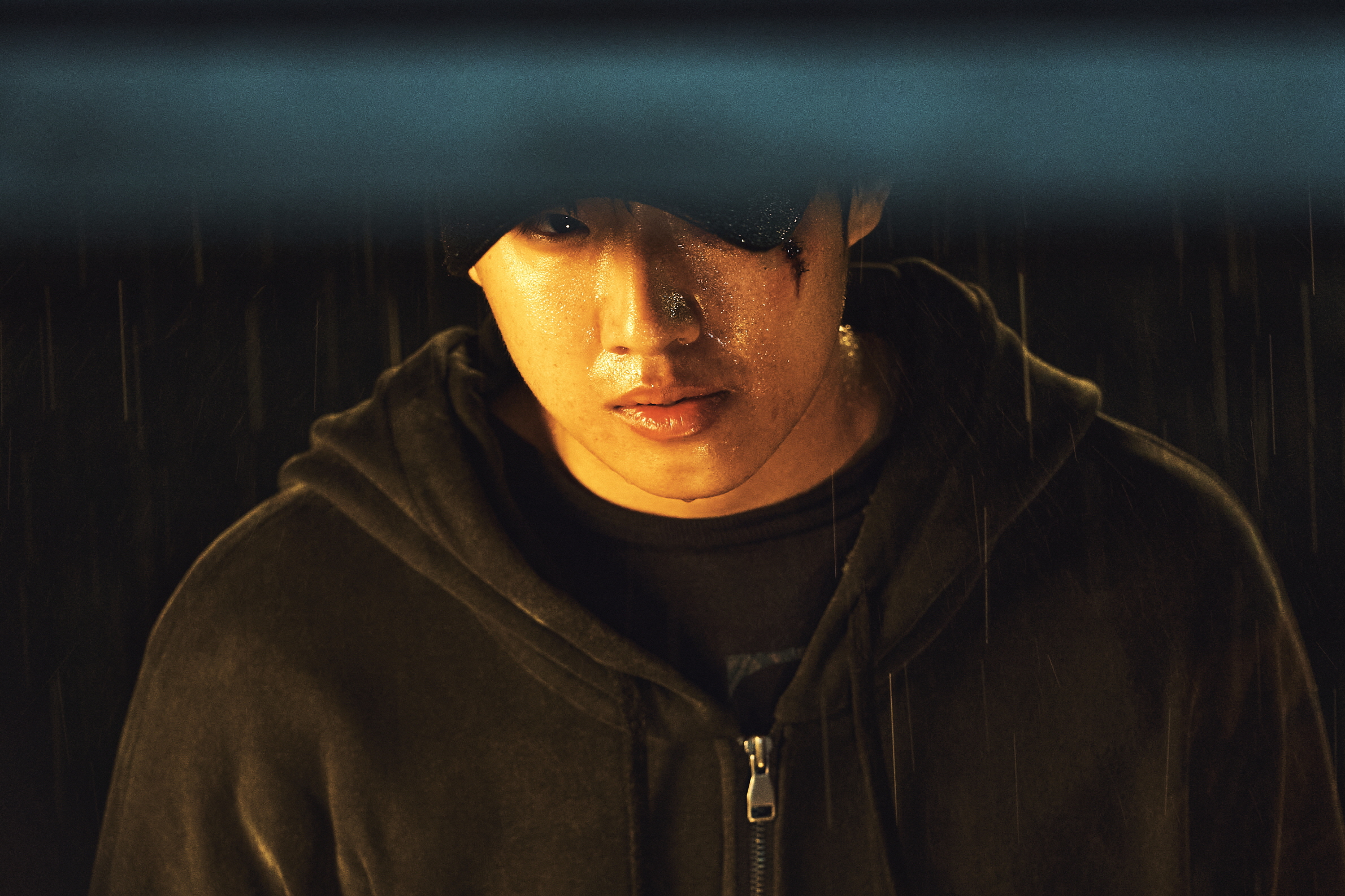 傷だらけの少年の懇願に犯罪組織リーダーの心が動く!『このろくでもない世界で』物語が韓国ノワールへと舵を切る本編映像解禁