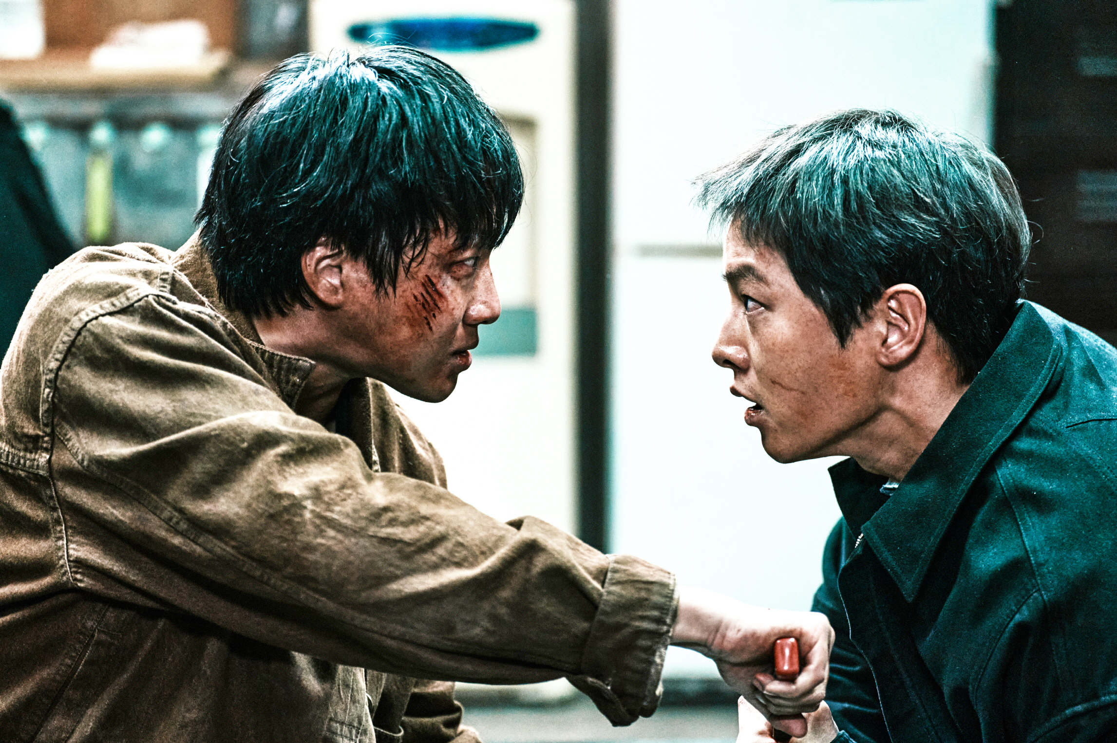 貧困とDVにあえぐ少年と裏社会の男の運命が交錯!“悪”ソン・ジュンギが圧倒的な存在感を放つ『このろくでもない世界で』本編映像解禁