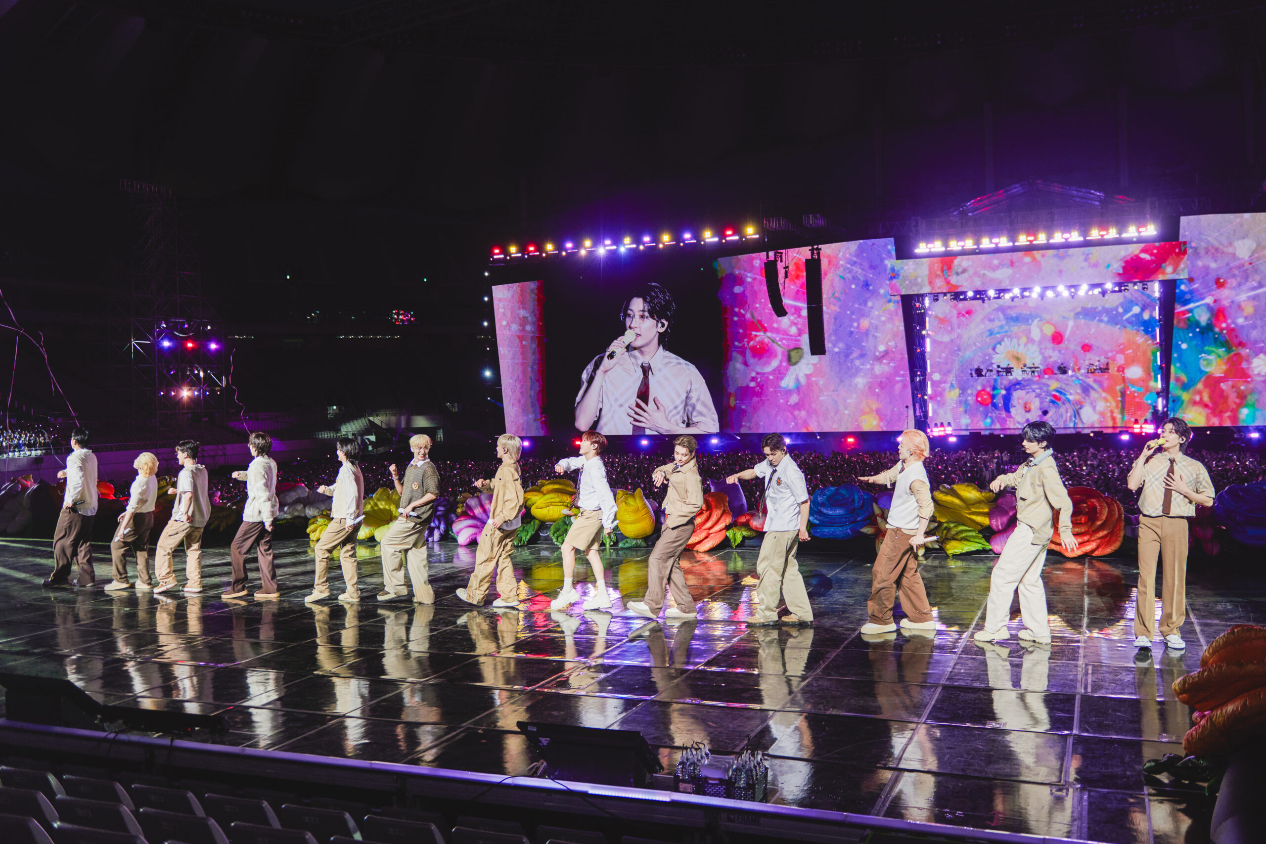 SEVENTEENのコンサート映画『SEVENTEEN TOUR ‘FOLLOW' AGAIN TO CINEMAS』公開決定&メインビジュアル解禁