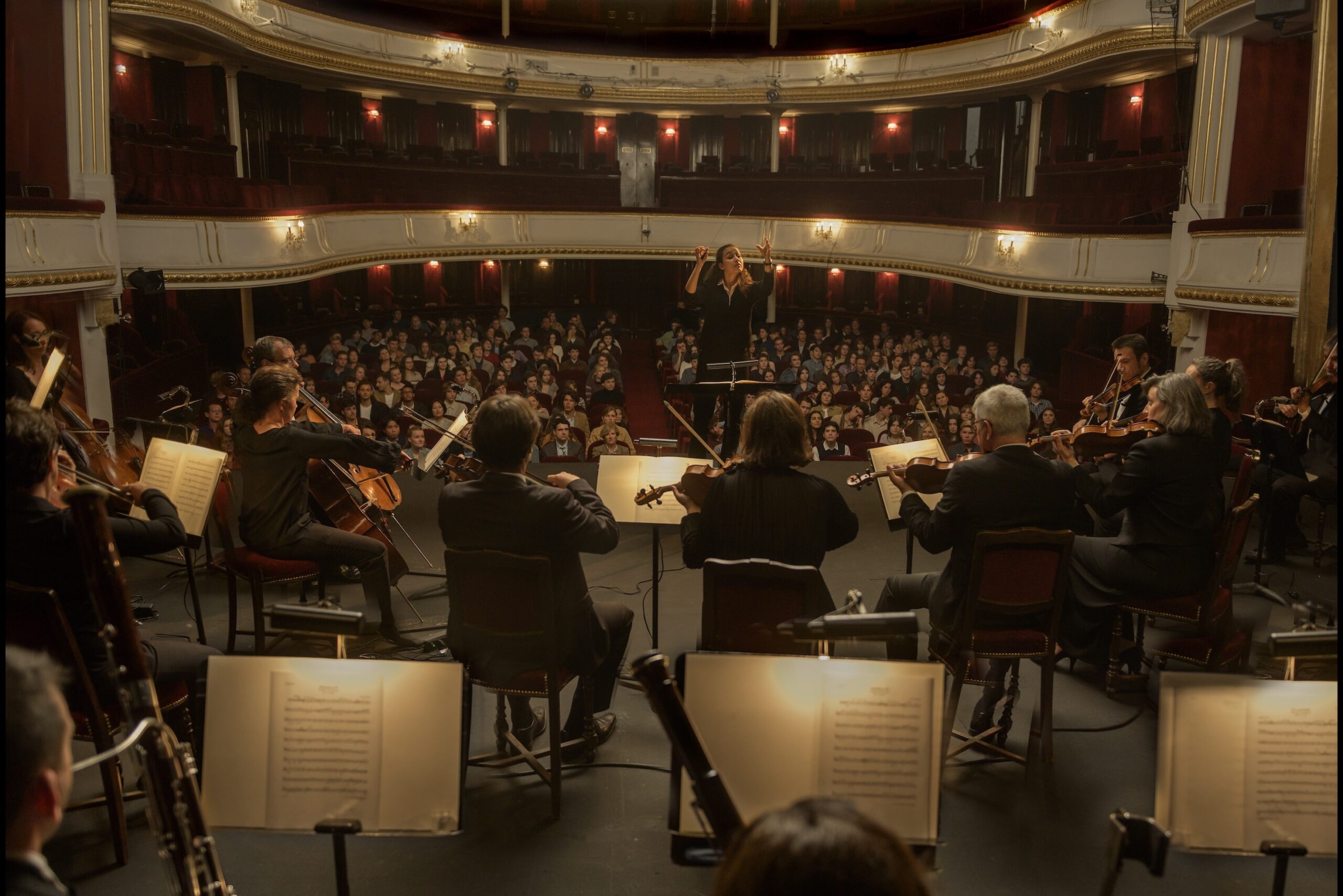 パリの名門音楽院へ編入を認められた少女が世界中で6%しかいない女性指揮者への夢に挑む!『パリのちいさなオーケストラ』予告編解禁