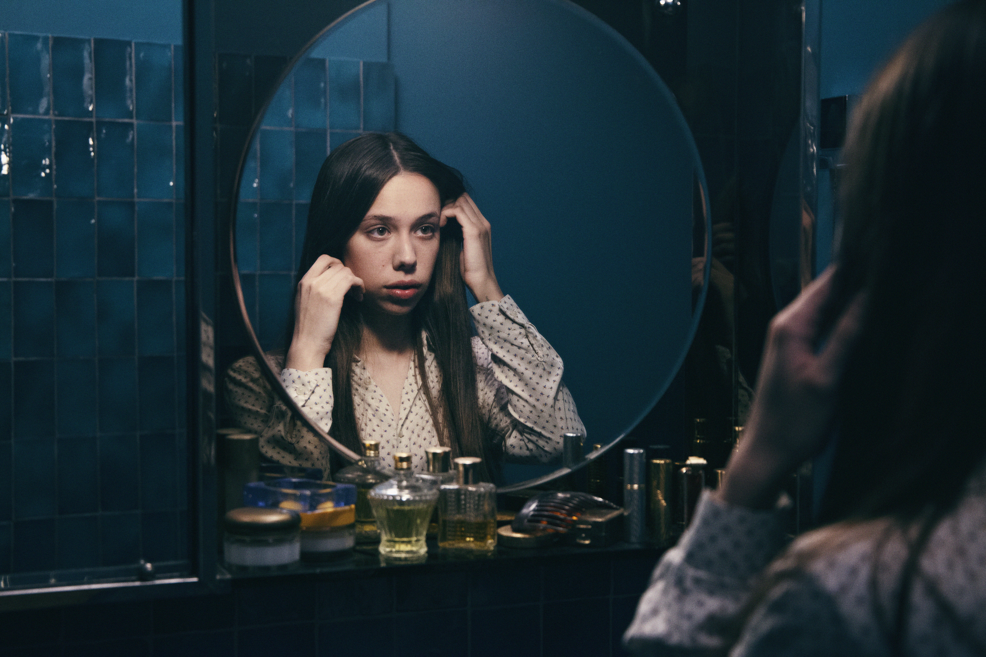 小児性愛者が被害者となる子どもを懐柔していくおぞましい「グルーミング」の始まりを捉えた『コンセント/同意』本編映像解禁