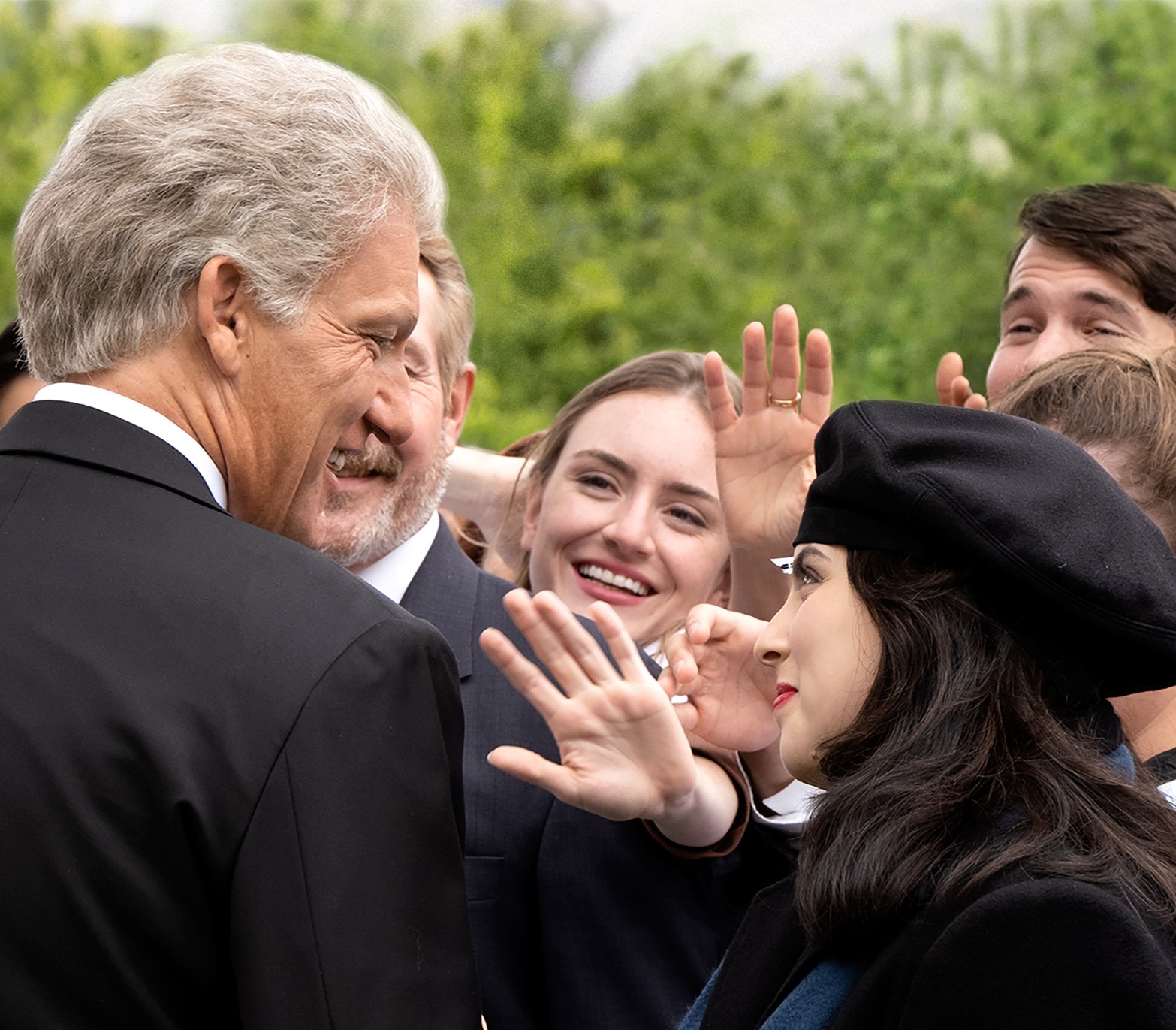 ビル・クリントン米大統領の不倫騒動の顛末を複数の女性たちの視点から描く『アメリカン・クライム・ストーリー/弾劾裁判』予告編解禁