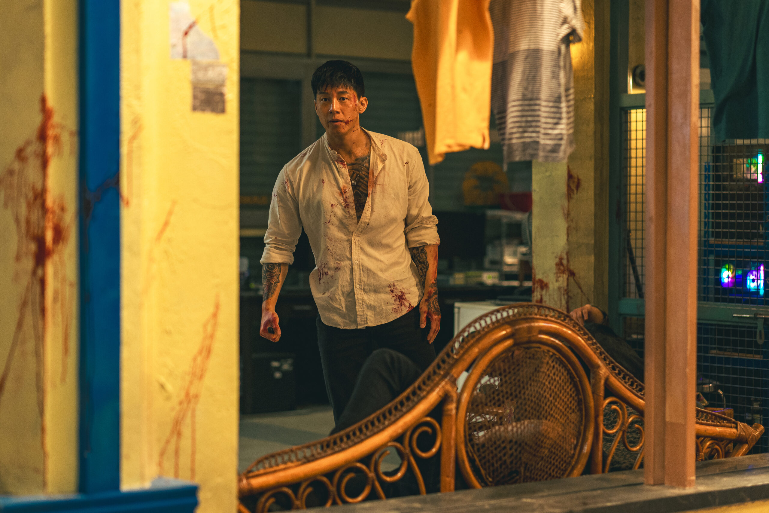 キム・ムヨル演じる最強ヴィランの凶悪さが際立つ『犯罪都市 PUNISHMENT』アクションシーン映像解禁　入場者プレゼント配布決定　