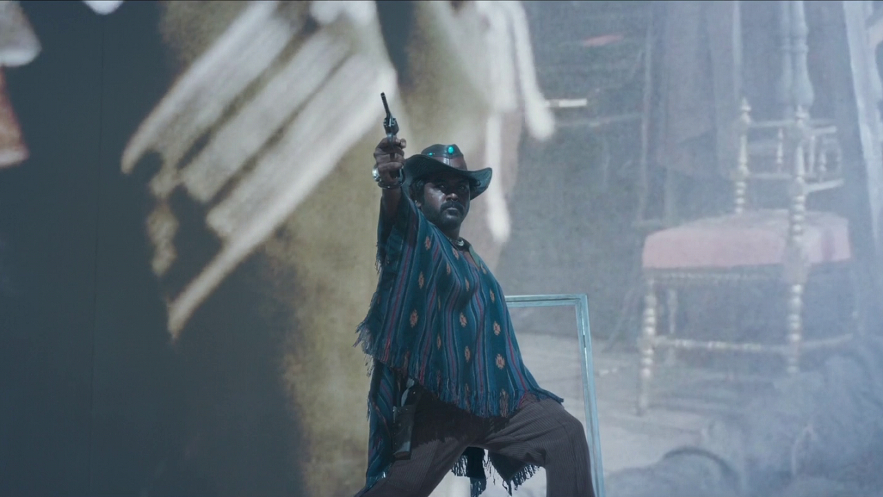 『夕陽のガンマン』が流れる劇場での壮絶な決闘シーン! 森と巨象のウエスタン『ジガルタンダ・ダブルX』本編映像解禁