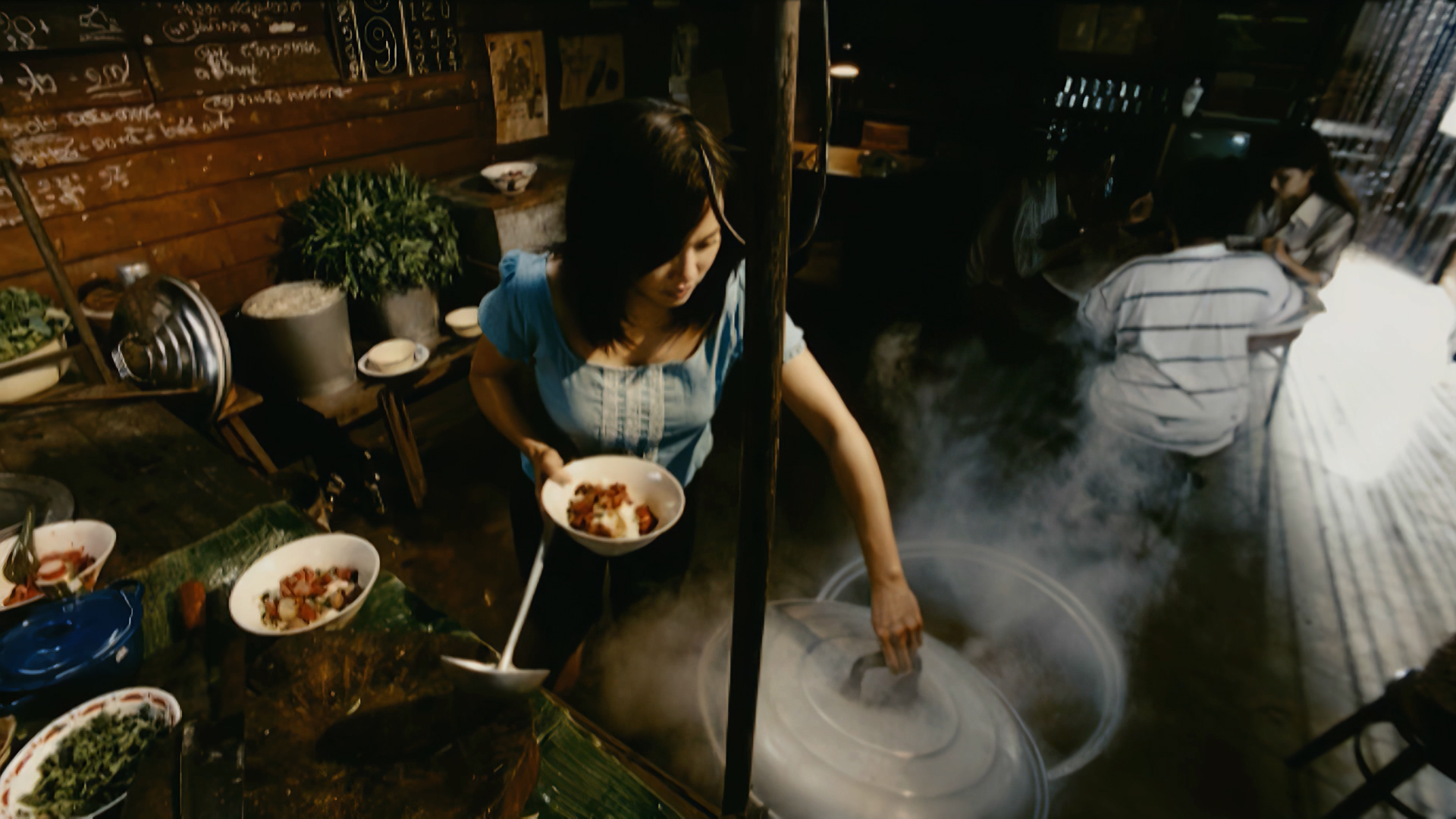 壮絶なスプラッタームービーでありながら“切なく泣けるホラー”として話題『人肉ラーメン』予告編解禁&著名人コメント到着