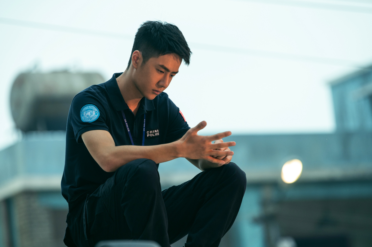 ワン・イーボーの物思いにふける姿や国連平和維持警察隊の激闘シーンも! アクション巨編『FPU 〜若き勇者たち〜』場面写真解禁