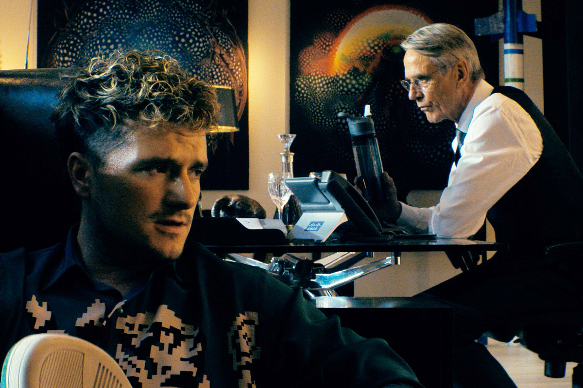 ジェイソン・ステイサムを敵に回したら終わり⁉︎『ビーキーパー』“最強の養蜂家”に怯える悪党たちを捉えた本編映像解禁