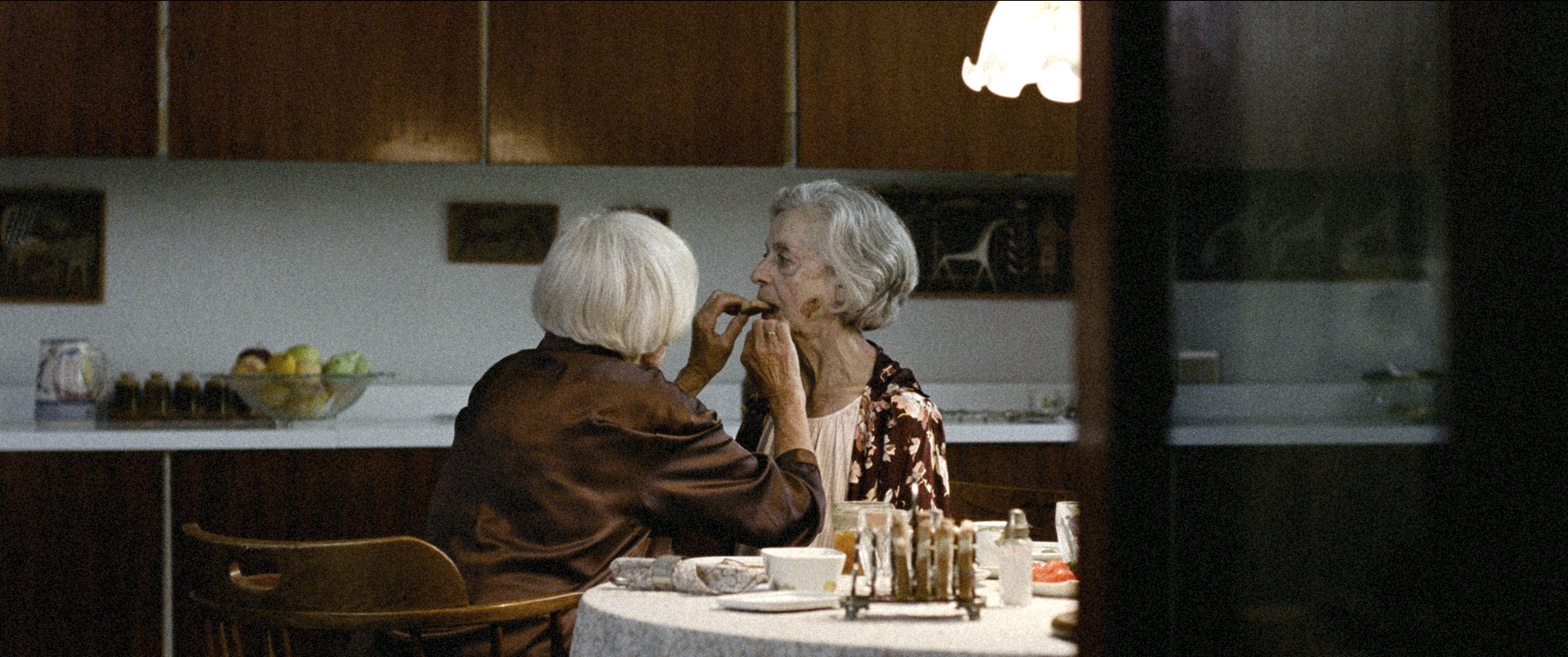 ヨーロッパ最高齢の現役女優、御年90歳のベンテ・ボシュンの圧倒的存在感が光る!『アンデッド/愛しき者の不在』本編映像解禁