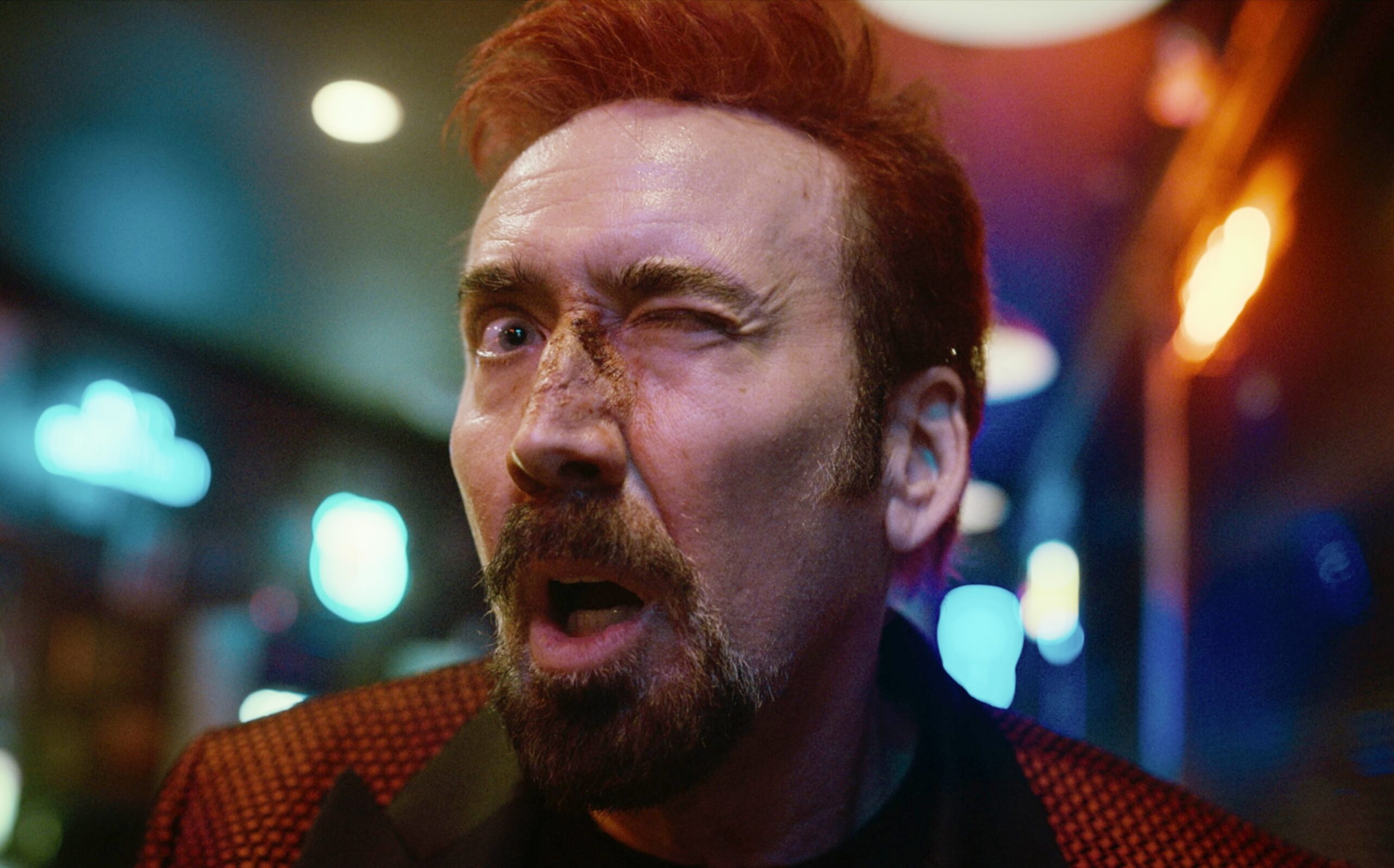 ニコラス・ケイジ「危なっかしい役は今後の演技にも生かせる」『シンパシー・フォー・ザ・デビル』インタビュー映像解禁