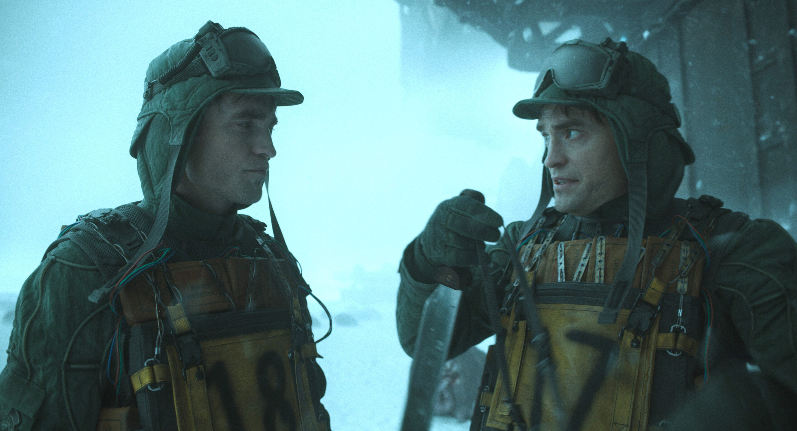 ポン・ジュノ監督、役所広司とのタッグを熱望「アイデアが無限に浮かぶ」 『ミッキー17』ロバート・パティンソンが語る特別映像解禁