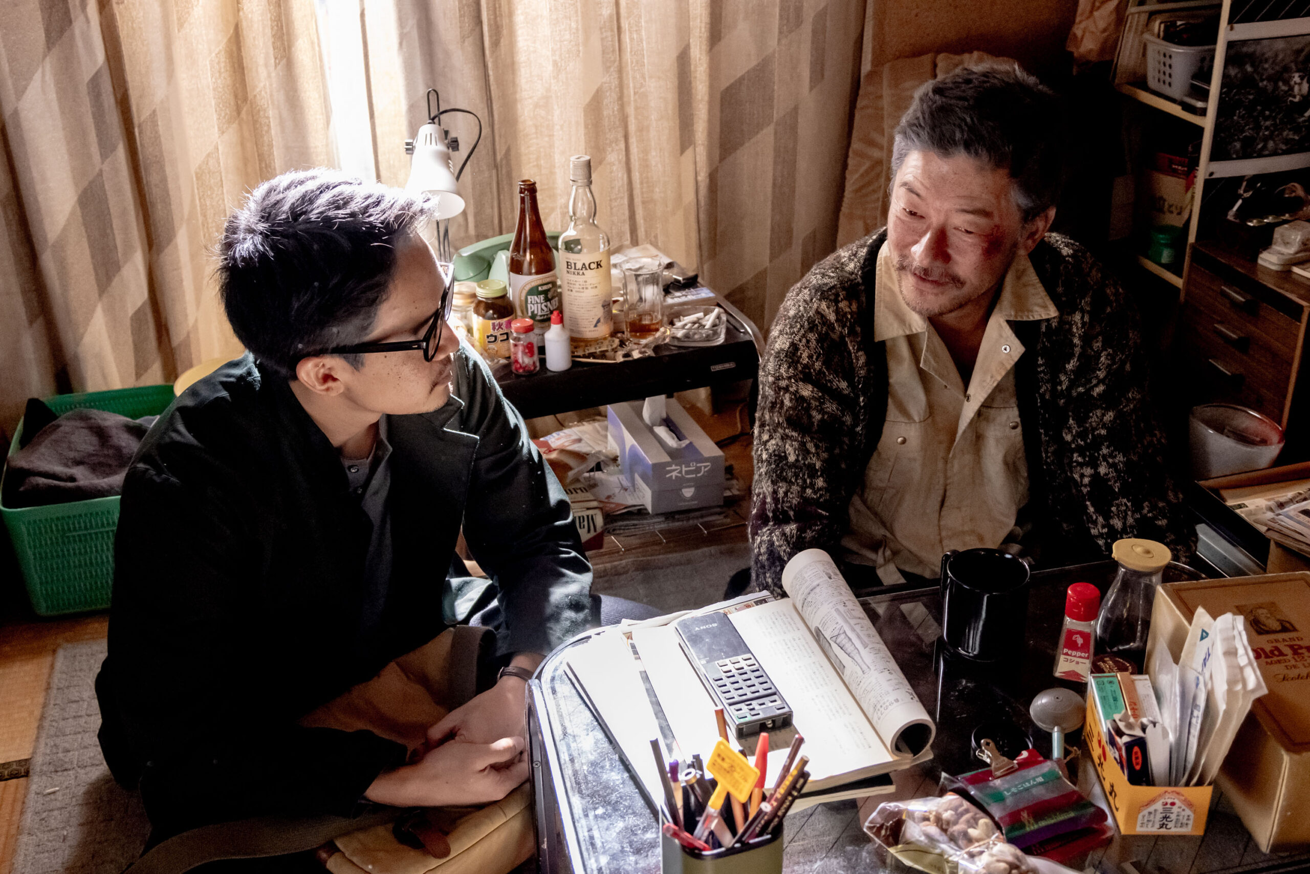 浅野忠信＆池松壮亮が『レイブンズ』を語る「僕が経験してきたことが全て活かせた役だと思います」著名人のコメントも到着