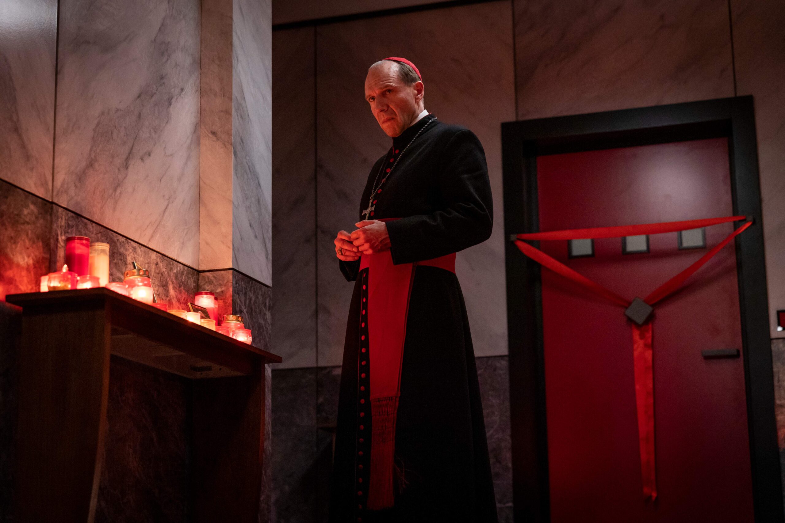 『教皇選挙』興行収入5億円を突破する大ヒット フランシスコ教皇死去を受け再び脚光、公開5週目は前週比200%超え