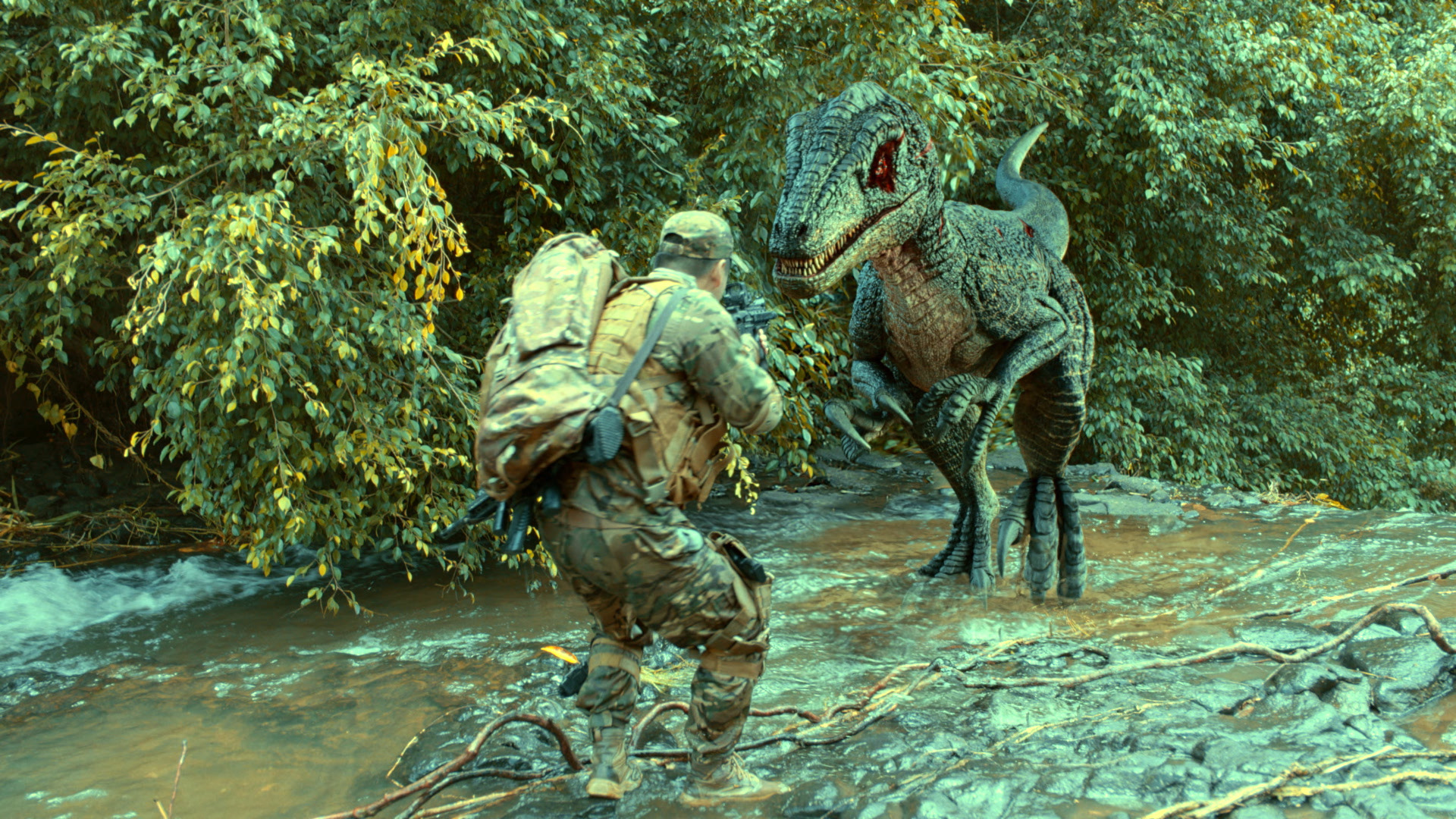 廃墟と化した“ジュラシック・パーク”で恐竜と死闘!『ジュラシック・アース 復活の王者』8月リリース&予告編解禁
