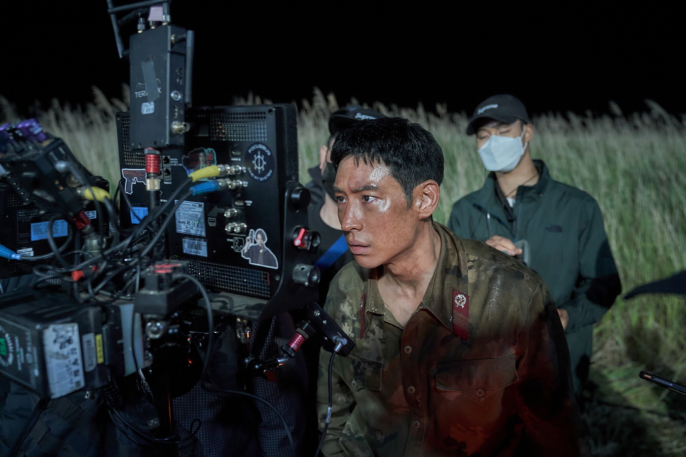 命がけの脱北劇『脱走』イ・ジェフン、ク・ギョファンらキャスト陣が撮影の裏側を語るメイキング映像解禁