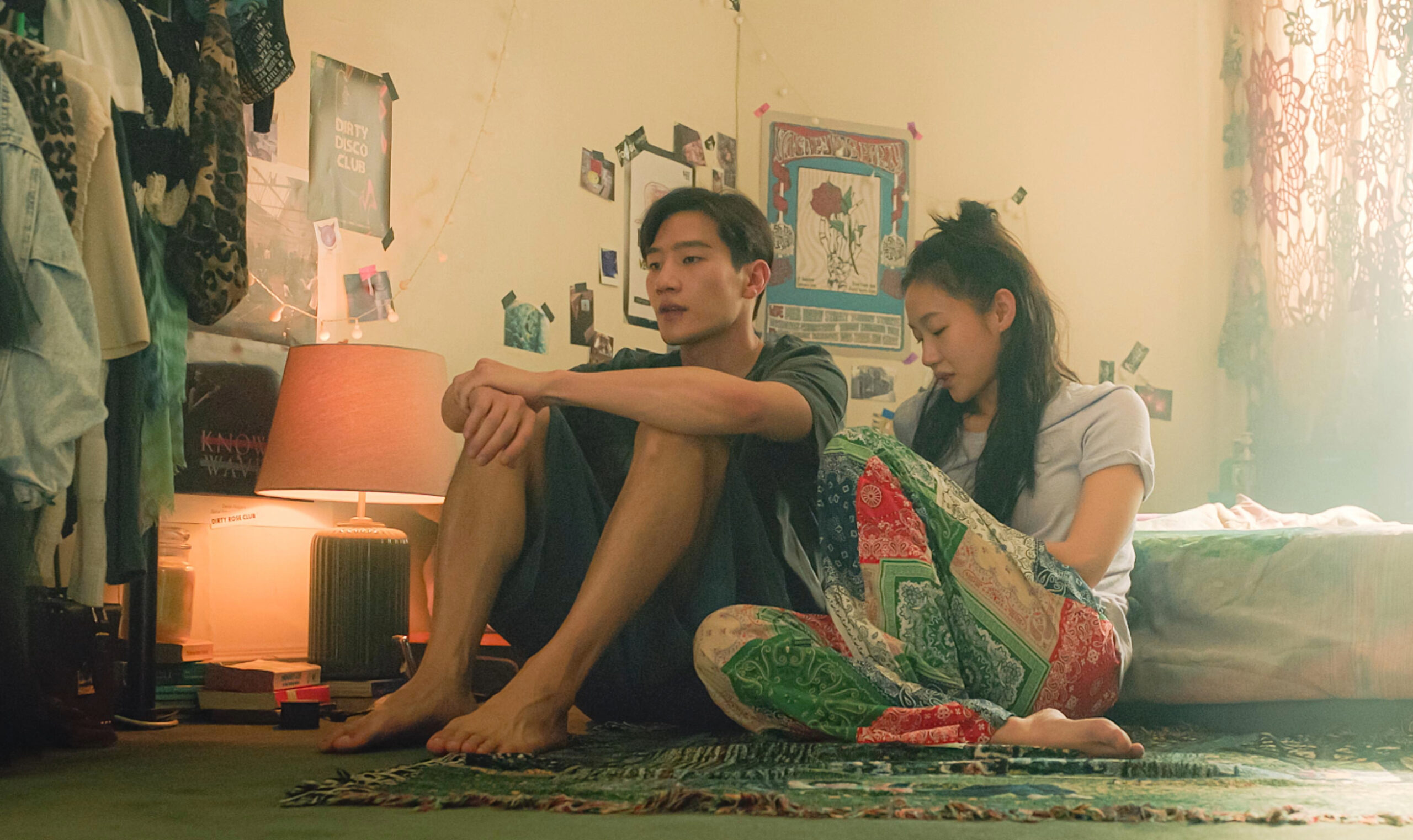 “自分の人生でも大切にしたいセリフ”と話題沸騰！“普通”に馴染めない二人の名台詞が満載『ラブ・イン・ザ・ビッグシティ』日本版ロング予告編解禁