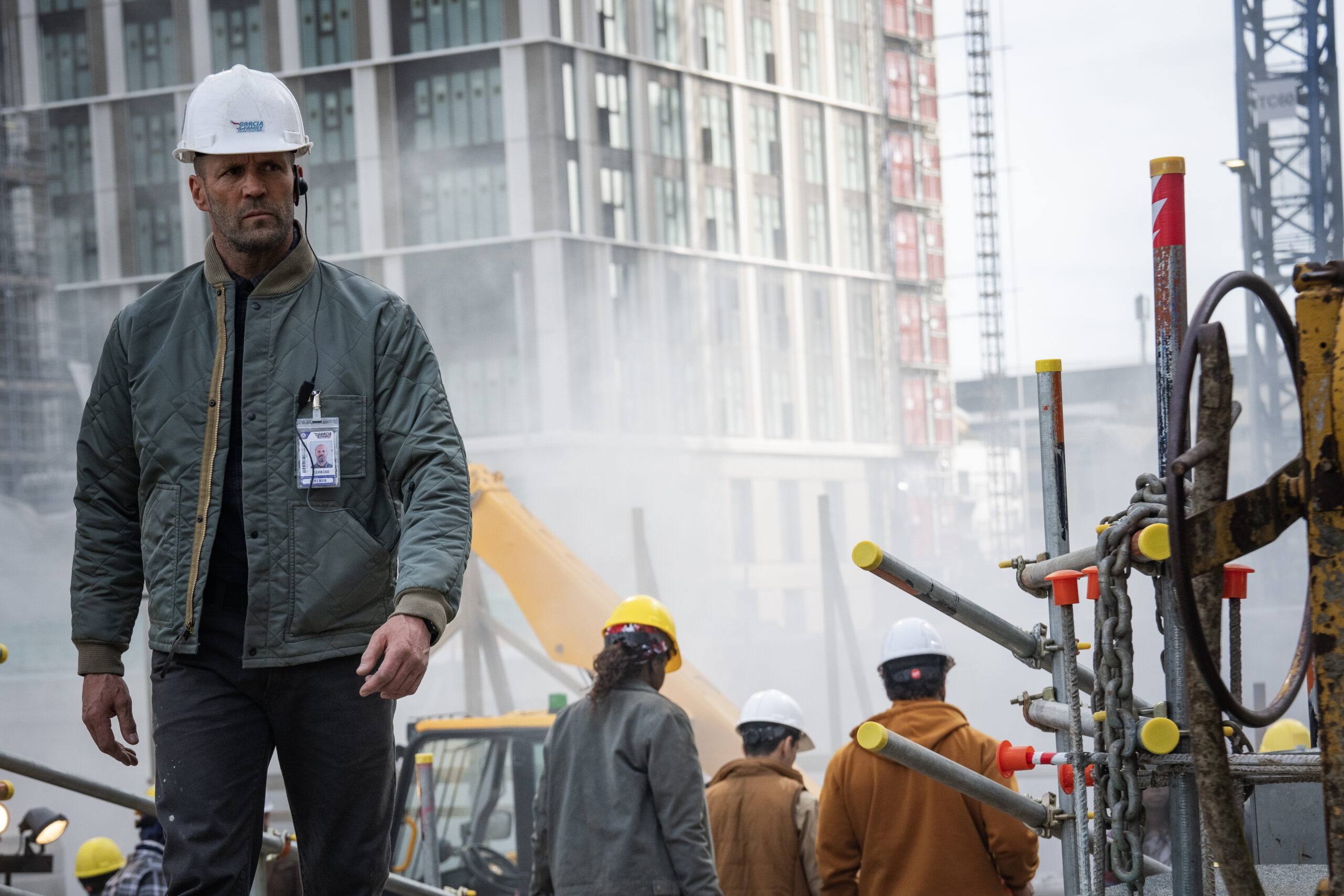 ジェイソン・ステイサム主演『ワーキングマン』2026年1月2日公開決定 “元特殊部隊”の現場監督がロシアンマフィアに挑む