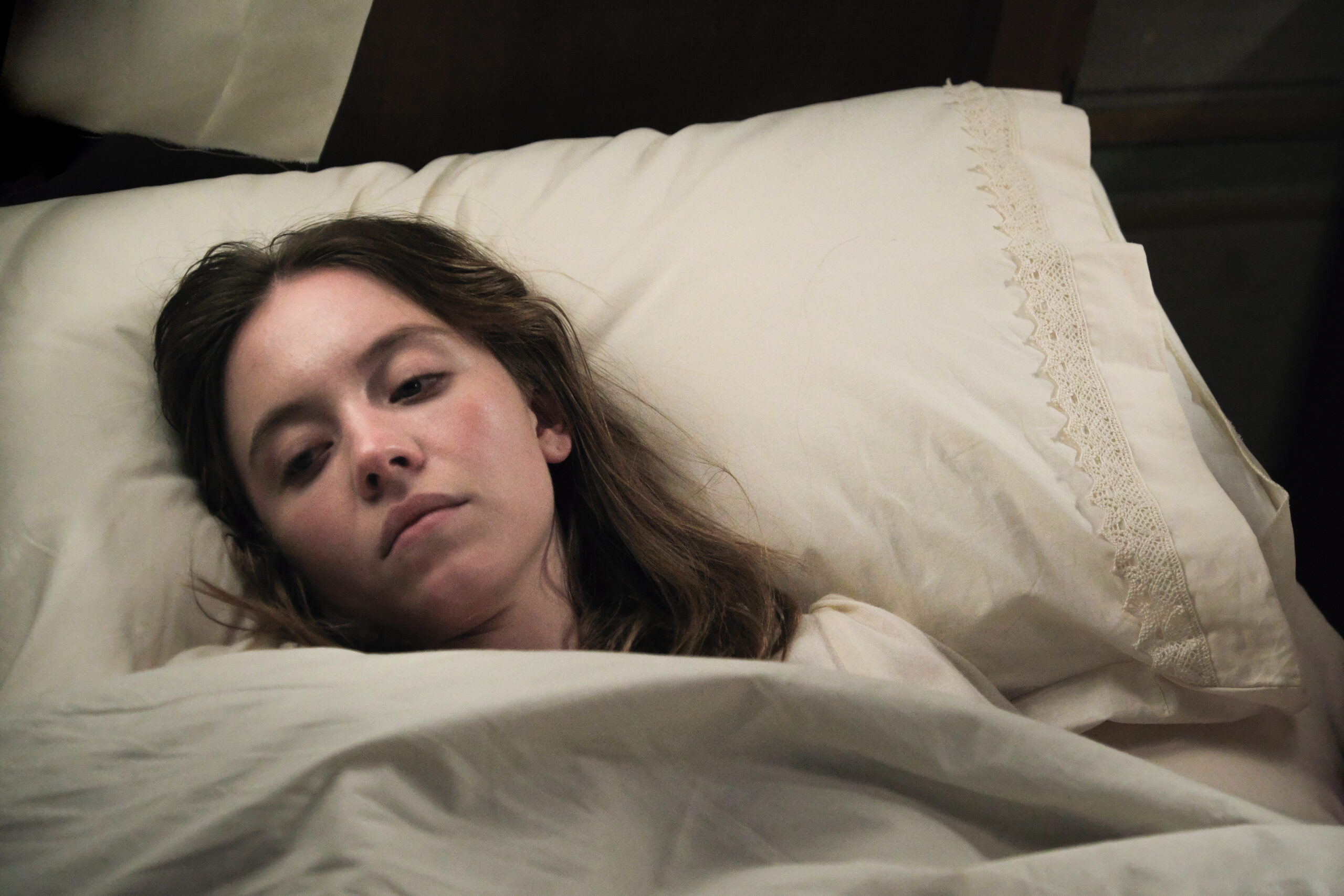 シドニー・スウィーニーが語る“血まみれ”ホラー愛『IMMACULATE 聖なる胎動』インタビュー映像解禁