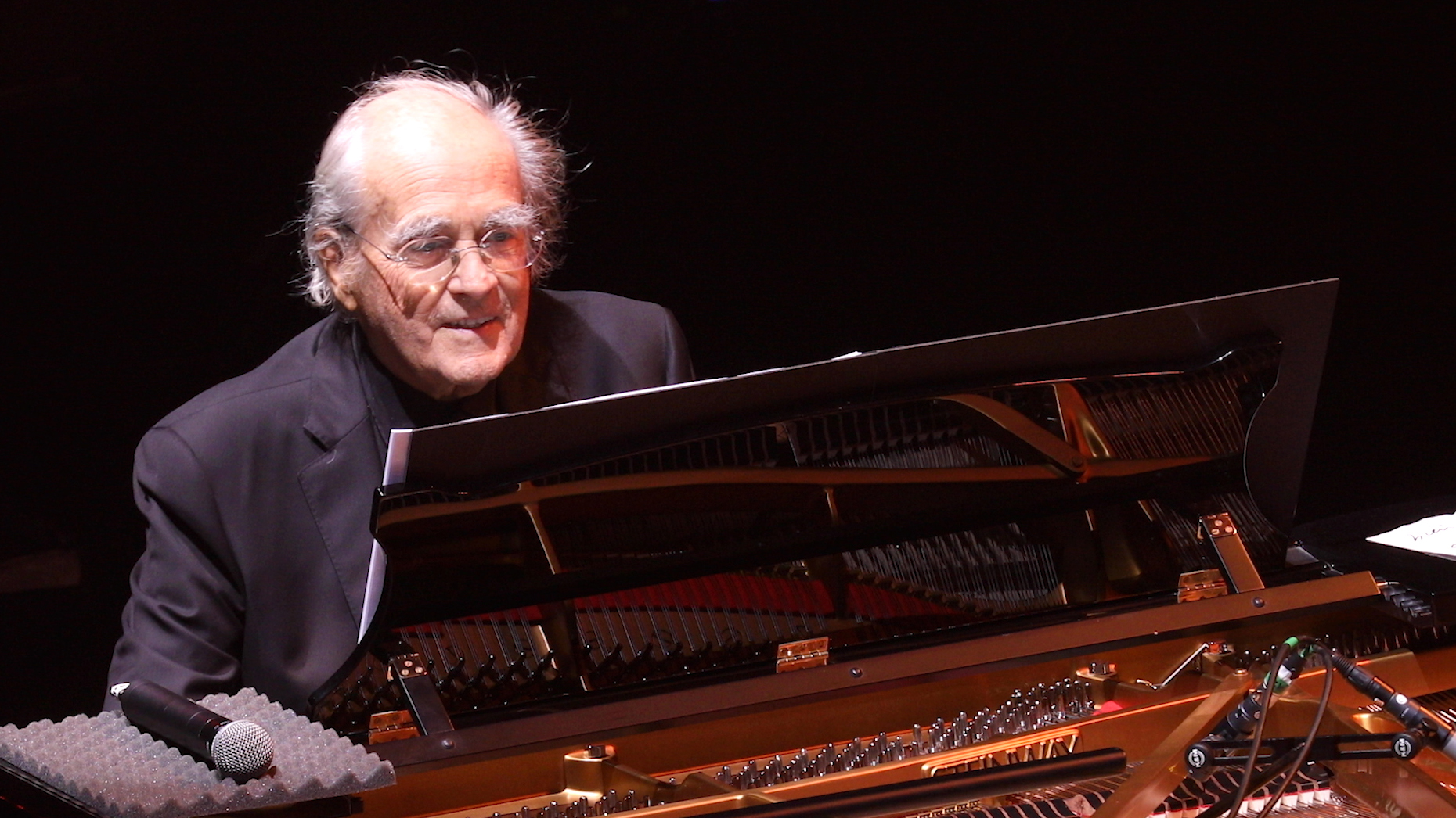 “シェルブールの雨傘”や“キャラバンの到着”などの名旋律が甦る！『ミシェル・ルグラン 世界を変えた映画音楽家』予告編解禁