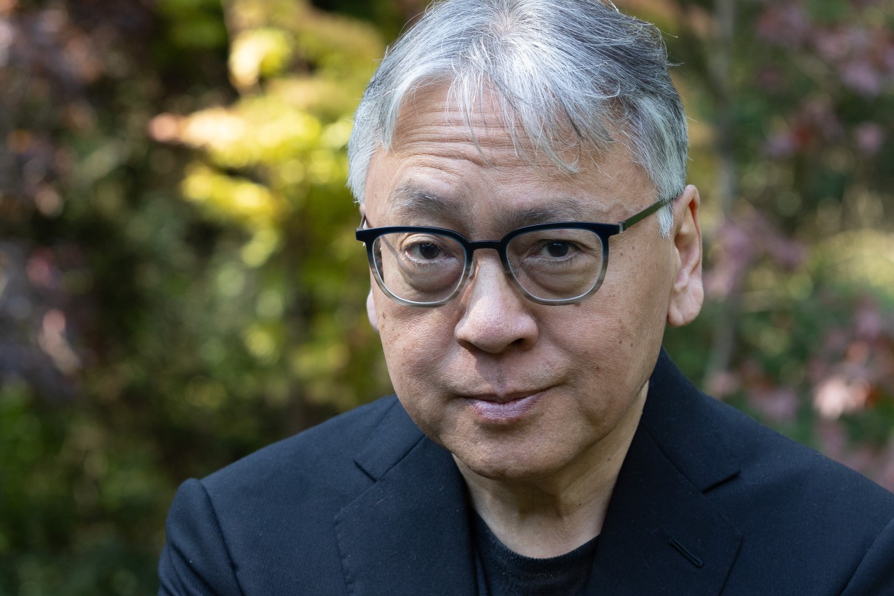 ノーベル賞作家カズオ・イシグロが『遠い山なみの光』と戦争、長崎について語る「それぞれの世代が、私たちは幸運なのだと忘れないことが大切」