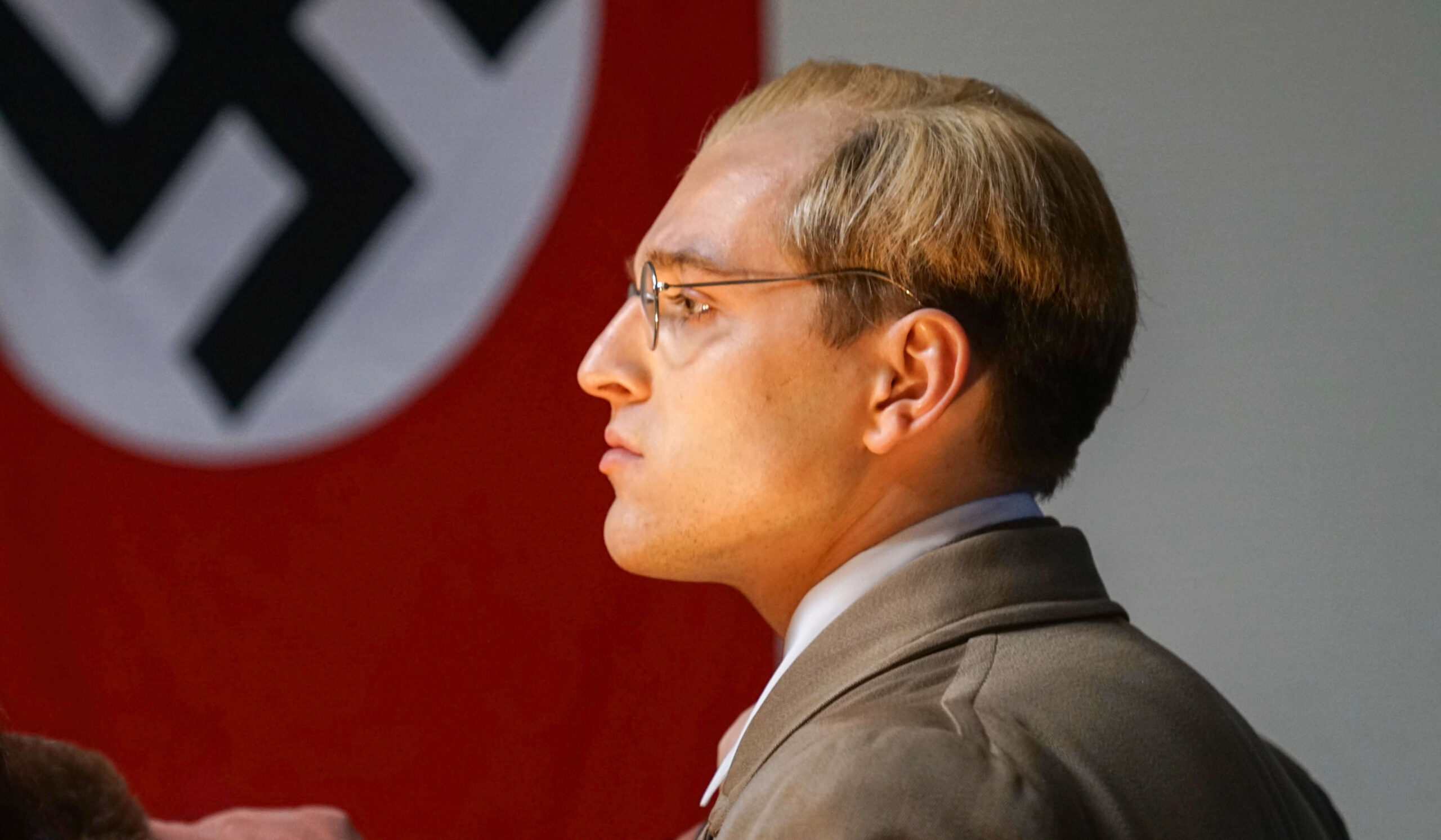 平和を願う牧師がいかにしてヒトラー暗殺の共謀者に？　衝撃の実話『ボンヘッファー　ヒトラーを暗殺しようとした牧師』本予告解禁