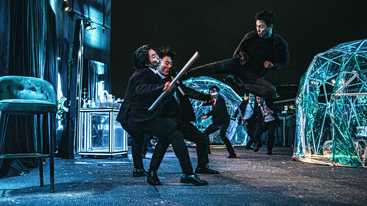 “最強の男”ドニー・イェン、たった一人で100人を相手に無双!『プロセキューター』壮絶バトルシーン映像解禁