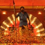 “革命のリーダー”ヴィシャール&“モンスター俳優”S・J・スーリヤー競演! インド発SFアクション『マーク・アントニー』60秒予告編解禁