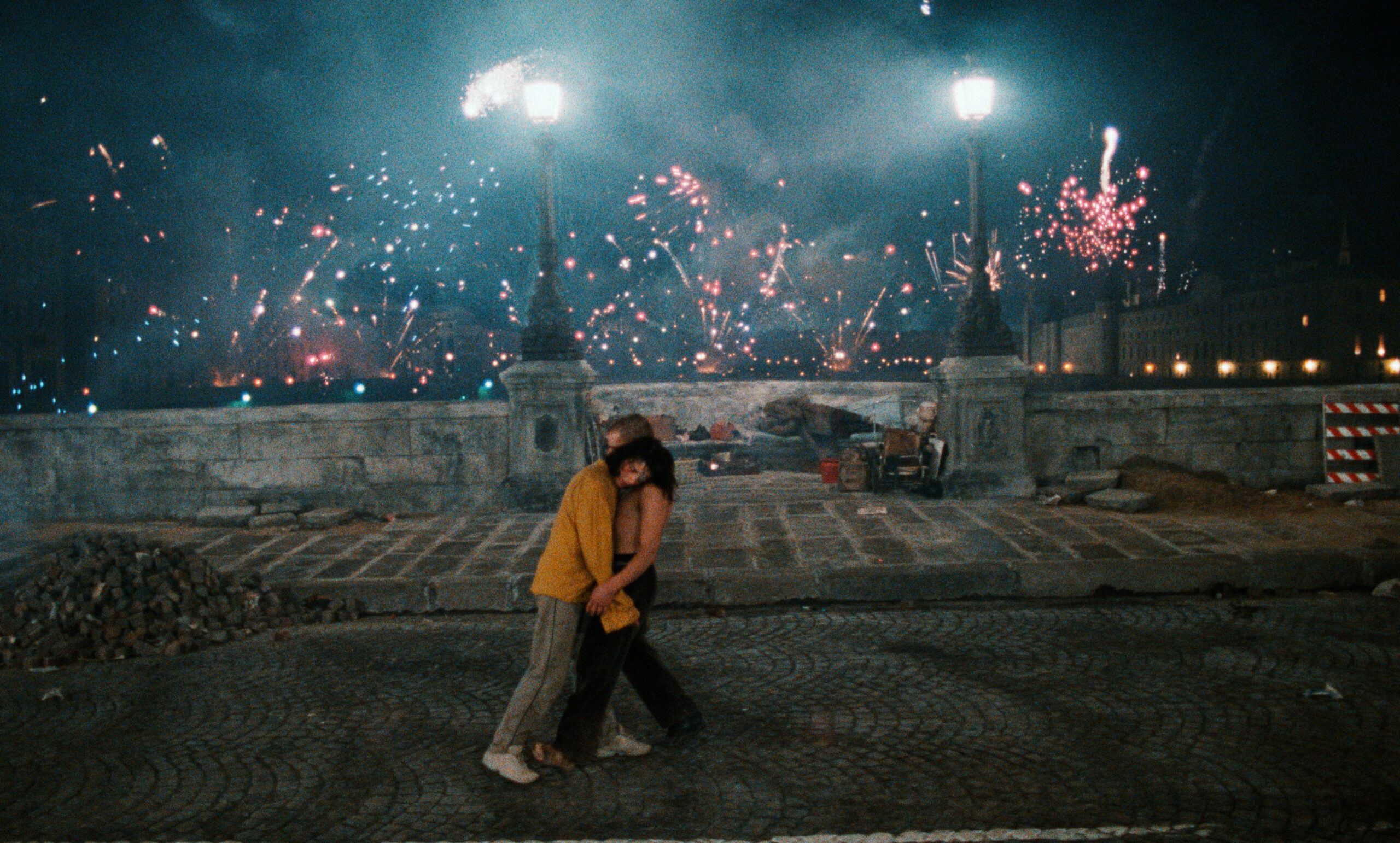 レオス・カラックス最大のヒット作が4Kレストアで新たに生まれ変わる！『ポンヌフの恋人』12月公開決定　伝説的な水上スキーのティザー動画解禁