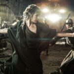 “最強ヒロイン”ミラ・ジョヴォヴィッチ、キレキレのアクションで魅せる！『ロストランズ　闇を狩る者』予告編＆場面写真解禁