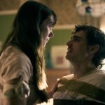 実際の夫婦の“ラブラブ写真”が徐々に不気味に…話題のホラー映画『トゥギャザー』特別映像が“いい夫婦の日”に解禁