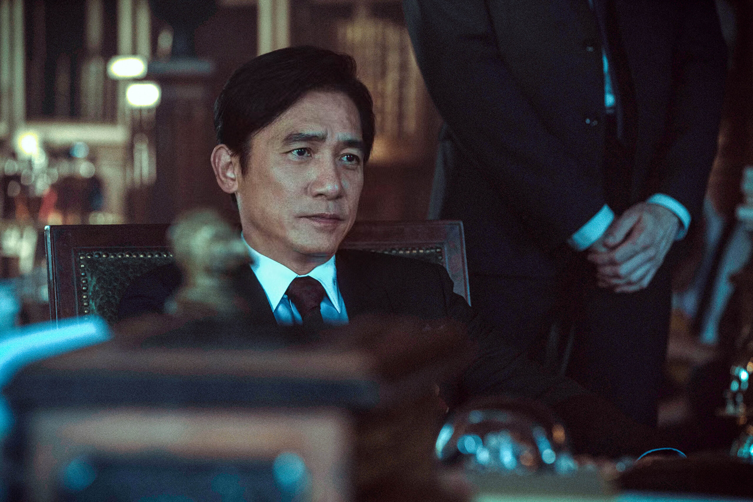 「皆、彼のことが好きになる」トニー・レオンが演じる“魅惑の悪”の正体とは？『Fox Hunt フォックス・ハント』インタビュー映像解禁