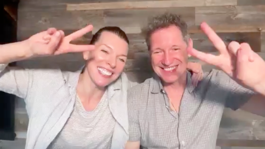 ミラ・ジョヴォヴィッチが日本のファンへ「ハッピー・ニュー・イヤー!」『バイオハザード』最強タッグ最新作『ロストランズ 闇を狩る者』が元日に封切り