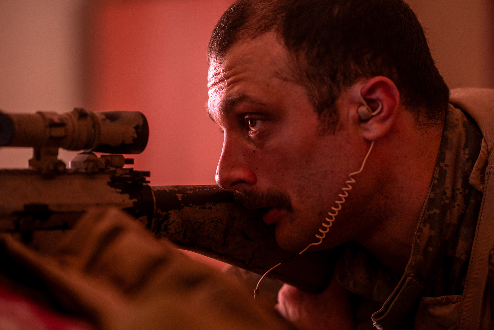 ミリタリー識者も驚愕！『ウォーフェア　戦地最前線』戦場の音や装備など“4つの究極のこだわり”に迫る解説映像解禁